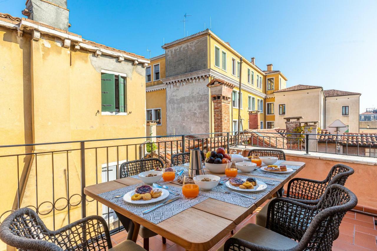 ヴェネツィアLa Dimora Di San Maurizio 4 Terrace - Dimora Italia -アパートメント エクステリア 写真